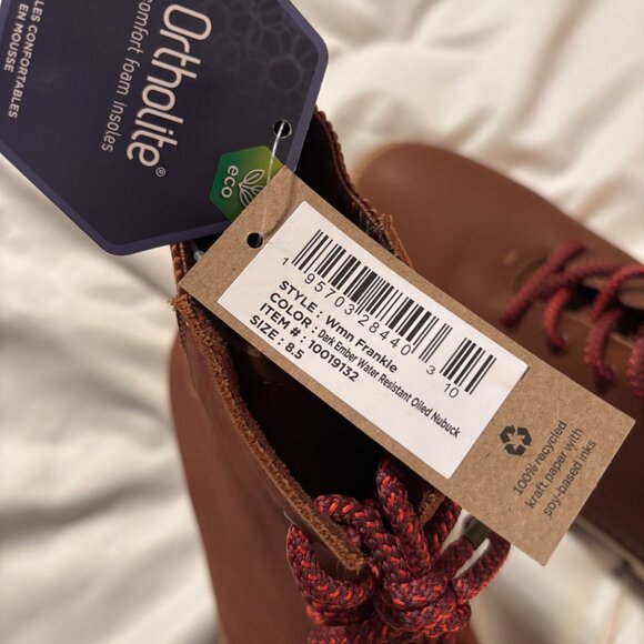 TOMS Frankie Oiled Nubuck Boots - Picture 6 of 8